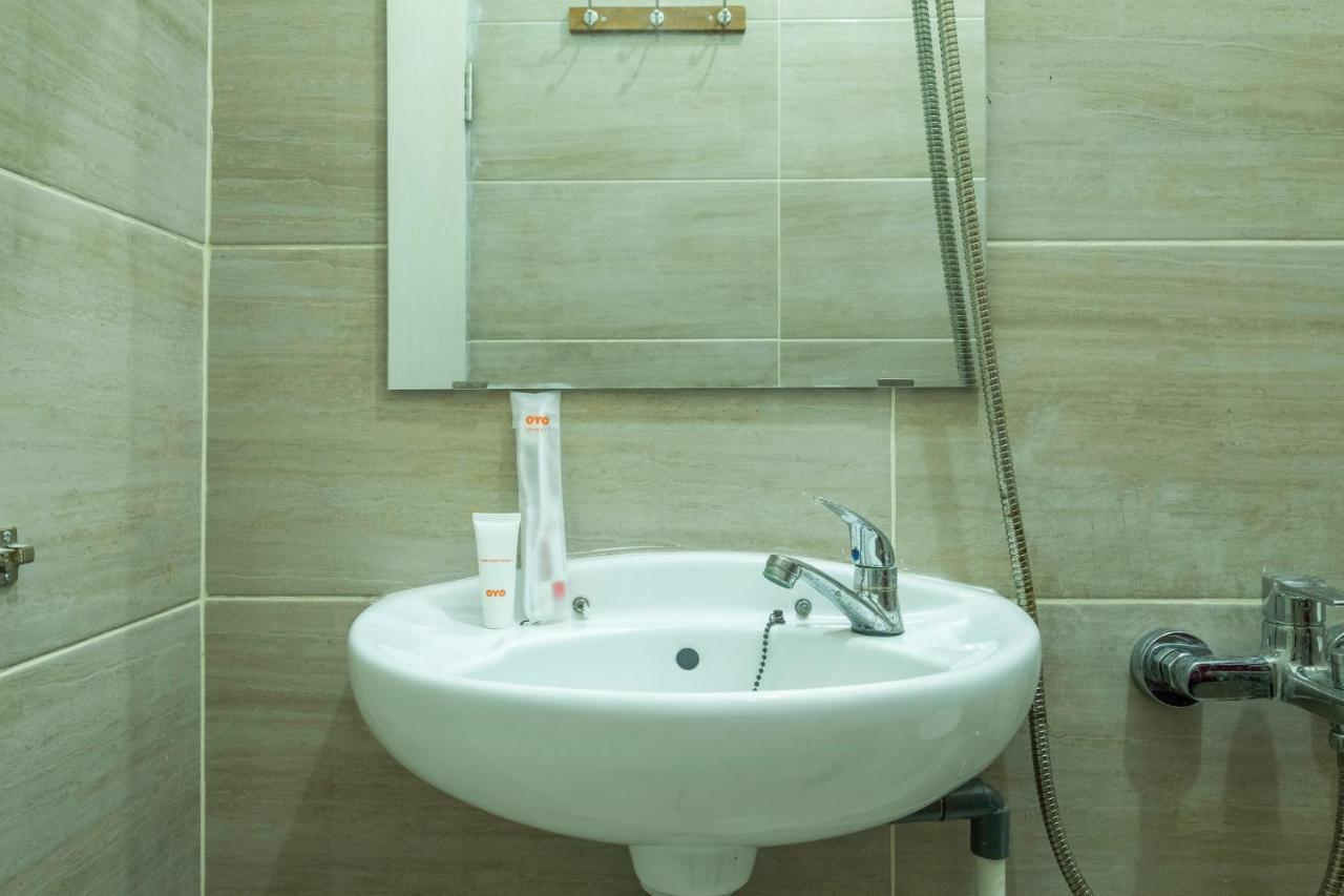 Hotel Oyo 2259 Zleepy Ks Tubun Cirebon Esterno foto