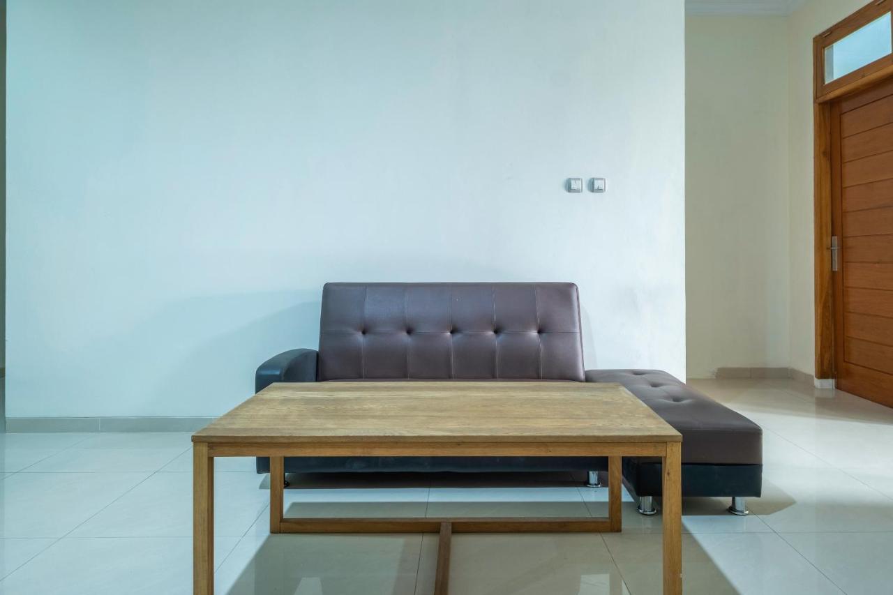 Hotel Oyo 2259 Zleepy Ks Tubun Cirebon Esterno foto